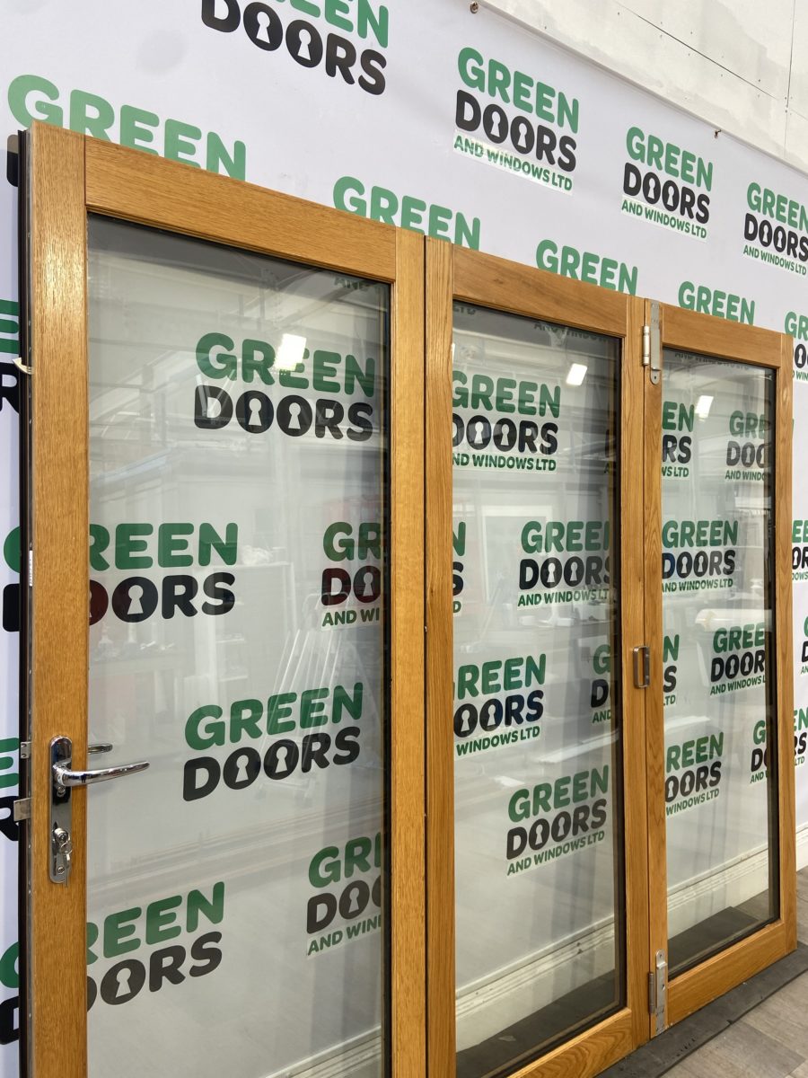 Golden Oak Bifold Door External Veneer Folding Sliding Double Glazed