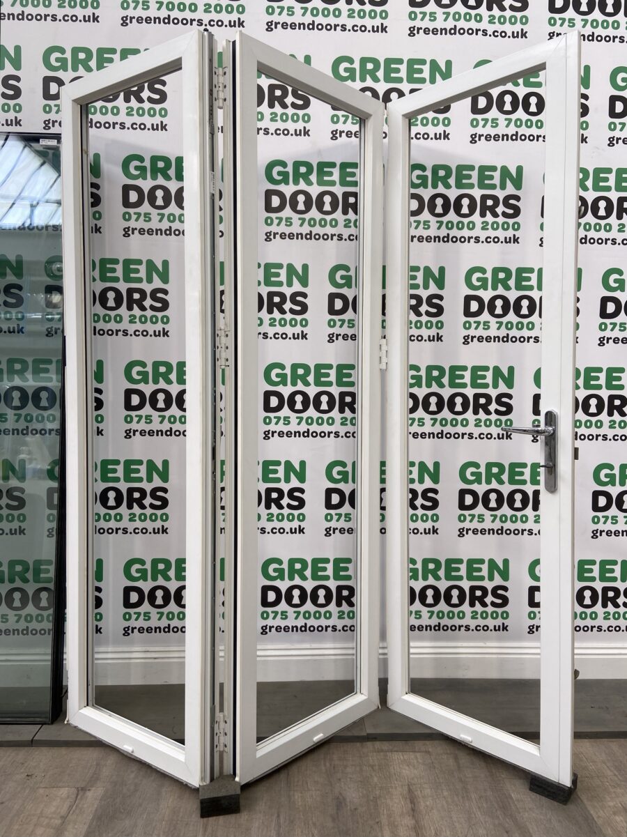 ALUMINUM BIFOLD DOORS WHITE USED DOOR SLIDING FOLDING EXTERNAL EXTERIOR