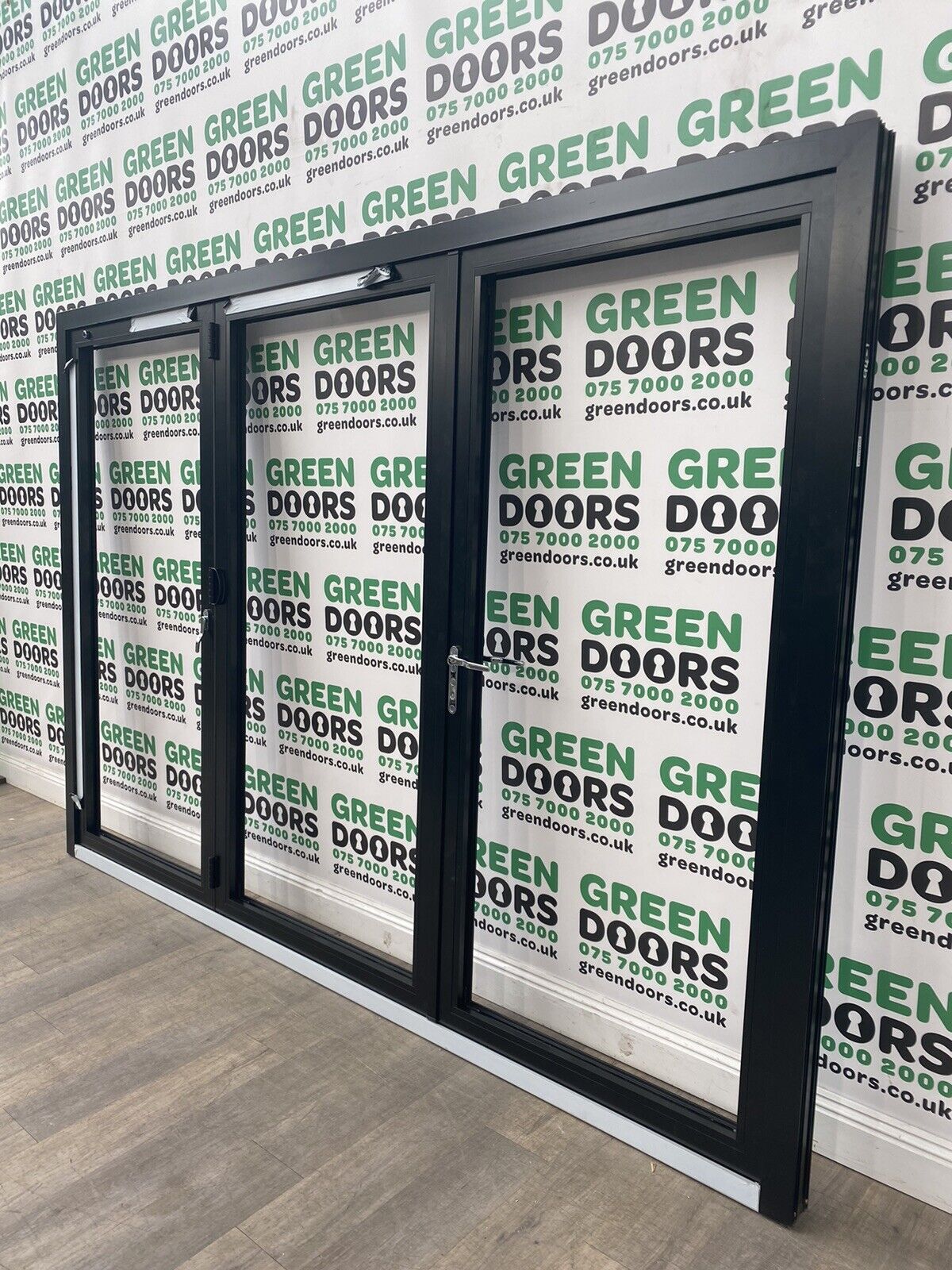 Everest Aluminium Black Bifolding Doors Green doors